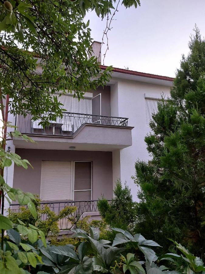 סקופיה Makabo-Apartment In House מראה חיצוני תמונה